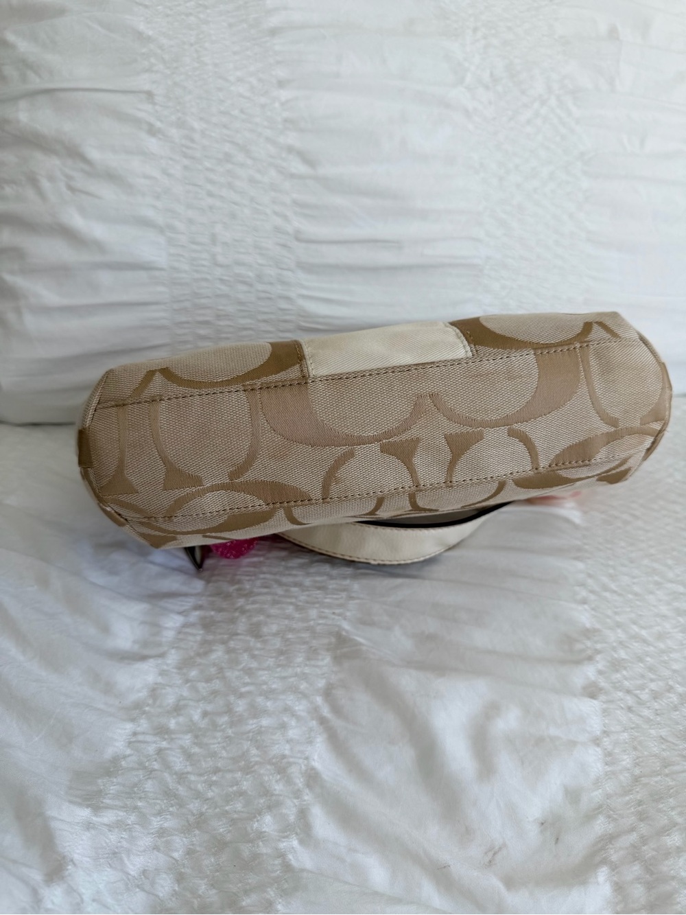 Vinatge  Coach Demi Cream & White Canvas Shoulder Bag - Picture 7 of 10